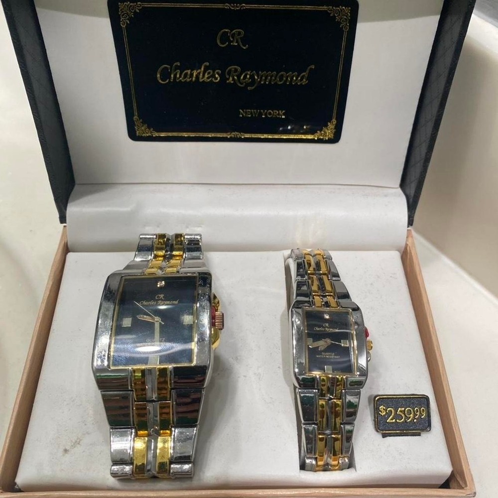 Vintage Charles Raymond His And Hers New York silver and gold watch set locks in